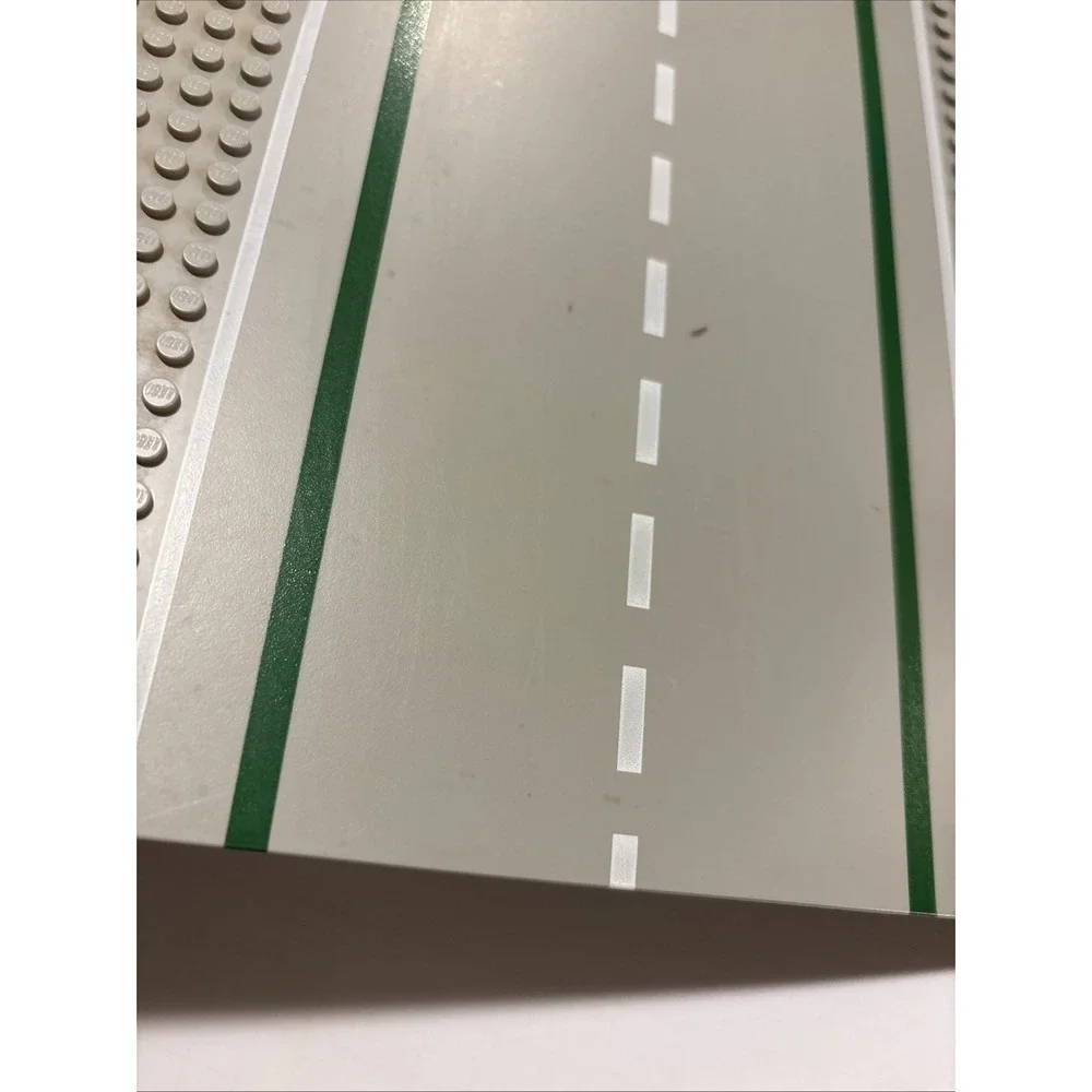 Vintage LEGO Gray Platform Base Plate Straight Road‎ White Sidelines